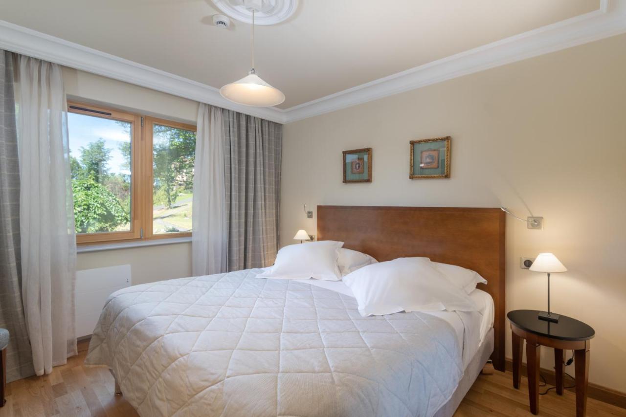 Le Manoir Au 4*