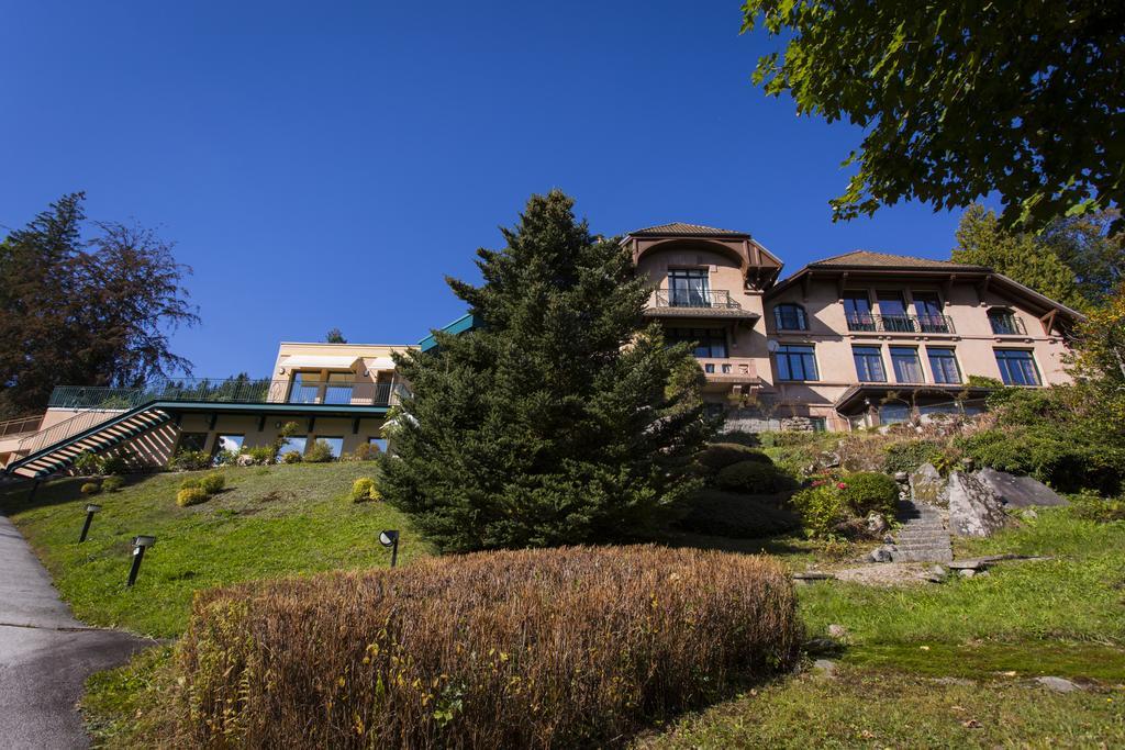 Le Manoir Au